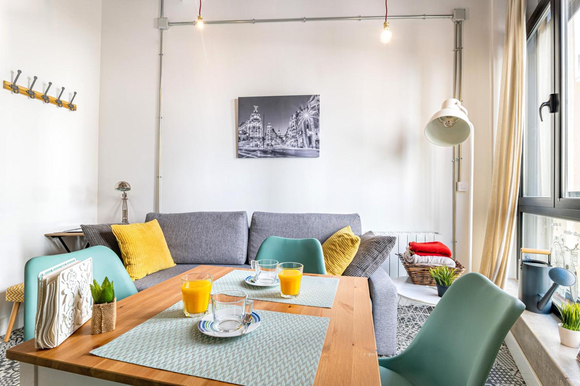 Vintage Apartment Near Puerta Del Sol 마드리드 외부 사진